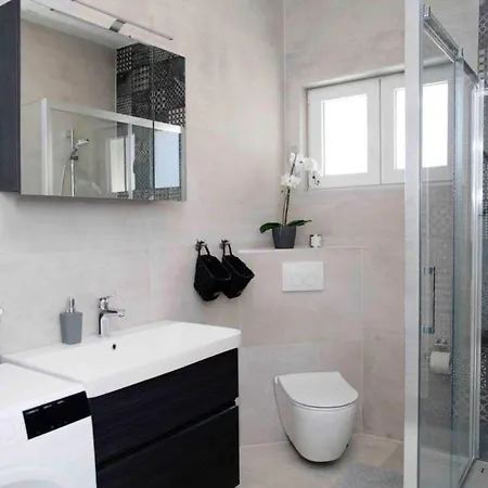 Apartment Premium Zara